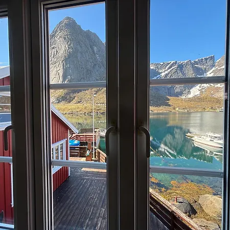Reinebua Bed & Breakfast Reine